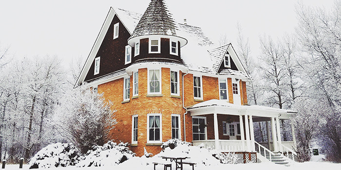 With Winter Around the Corner, start Winterizing Homes Now by upgrading to Spray Foam Insulation